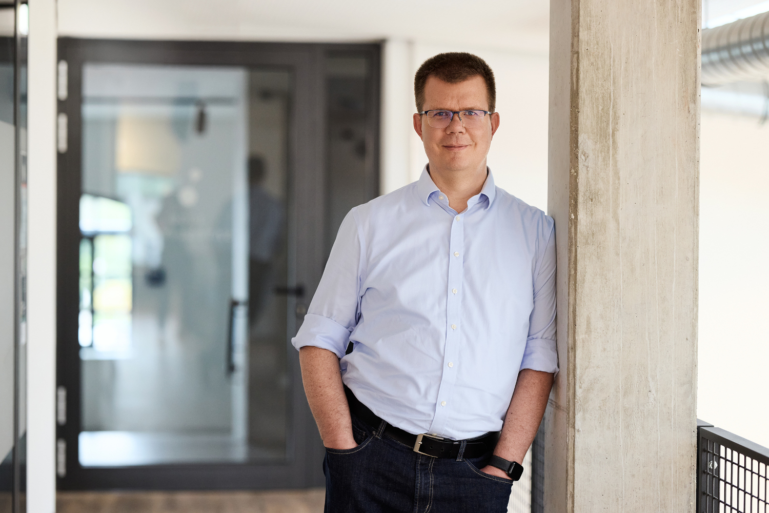 Start Bernhard Bals Berater für Luft- und Raumfahrtunternehmen